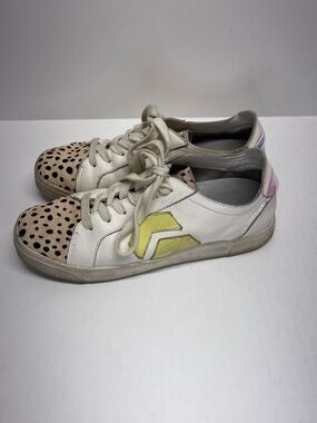 Dolce Vita Zaga Leather Distressed Sneakers Size 7
